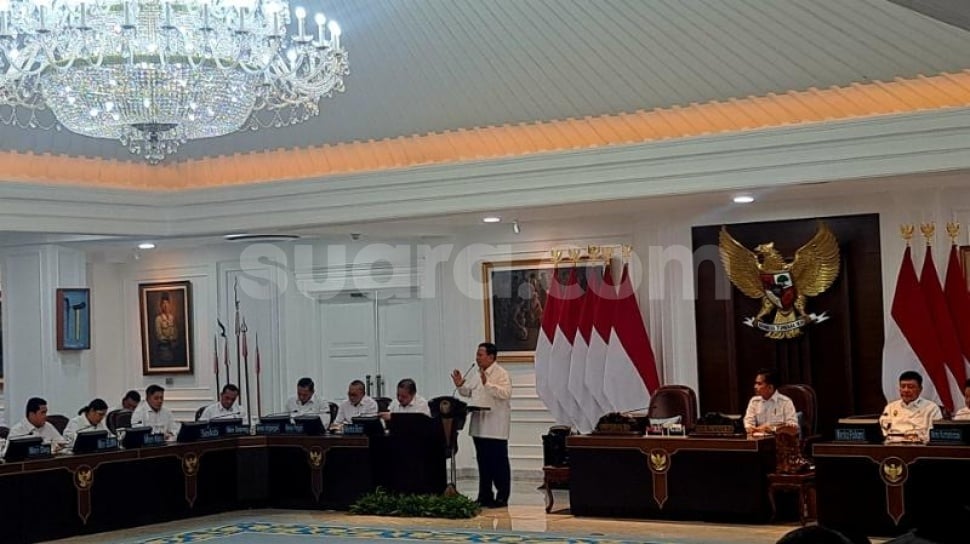 32899 Presiden Prabowo Subianto Mengingatkan Jajaran Menteri Dan Pejabat Untuk Mengabdi Kepada Negara