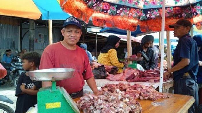 Harga Daging Sapi Di Pasar Andonohu Di Hari Raya Idul Adha