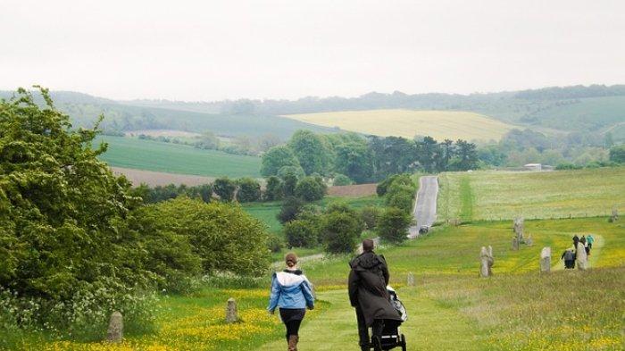 Ramalan Zodiak Besok 4 Februari 2024 Untuk Cancer Leo Dan Virgo Horoskop Karir Cinta Dan Keuangan