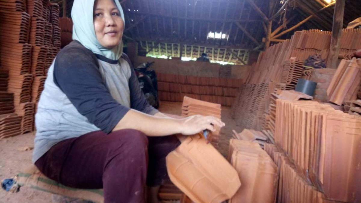 1 Hures Buruh Genteng