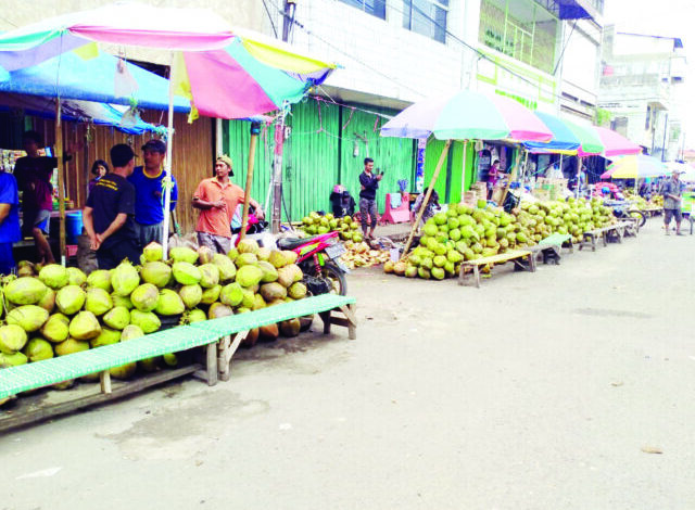 1 Retribusi Pasar 640x470 2