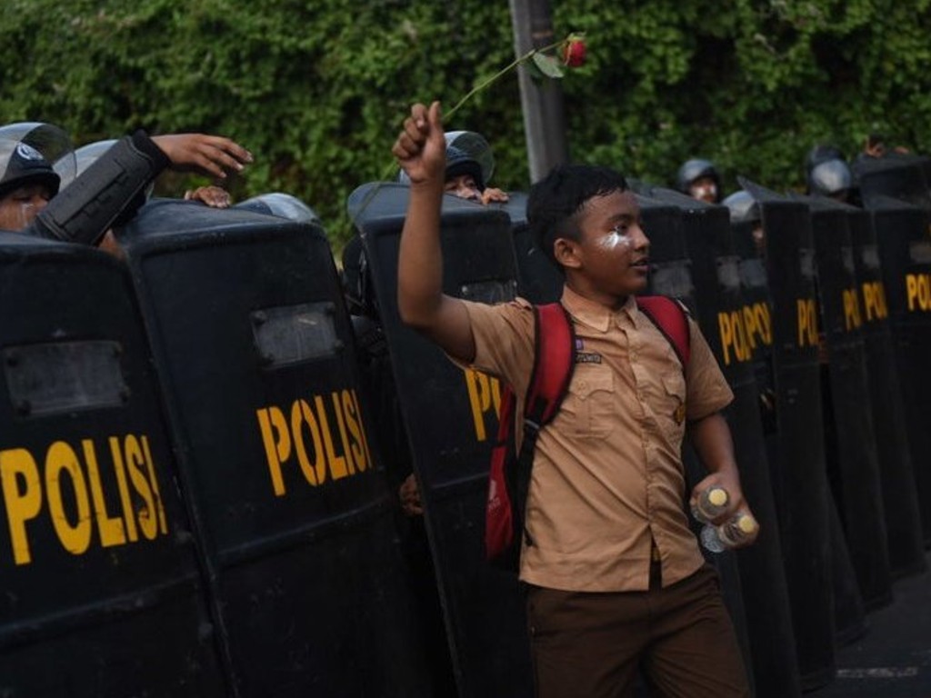 1602671121524 Demo Pelajar