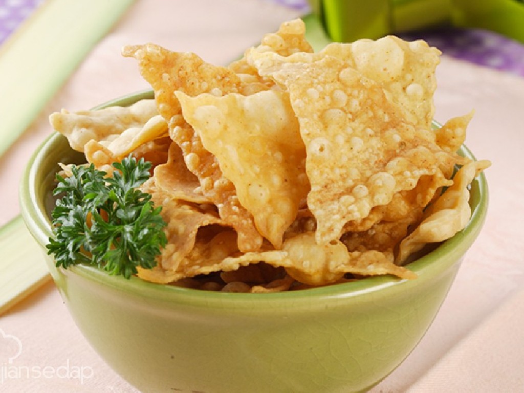 1646727747537 Kue Bawang 1