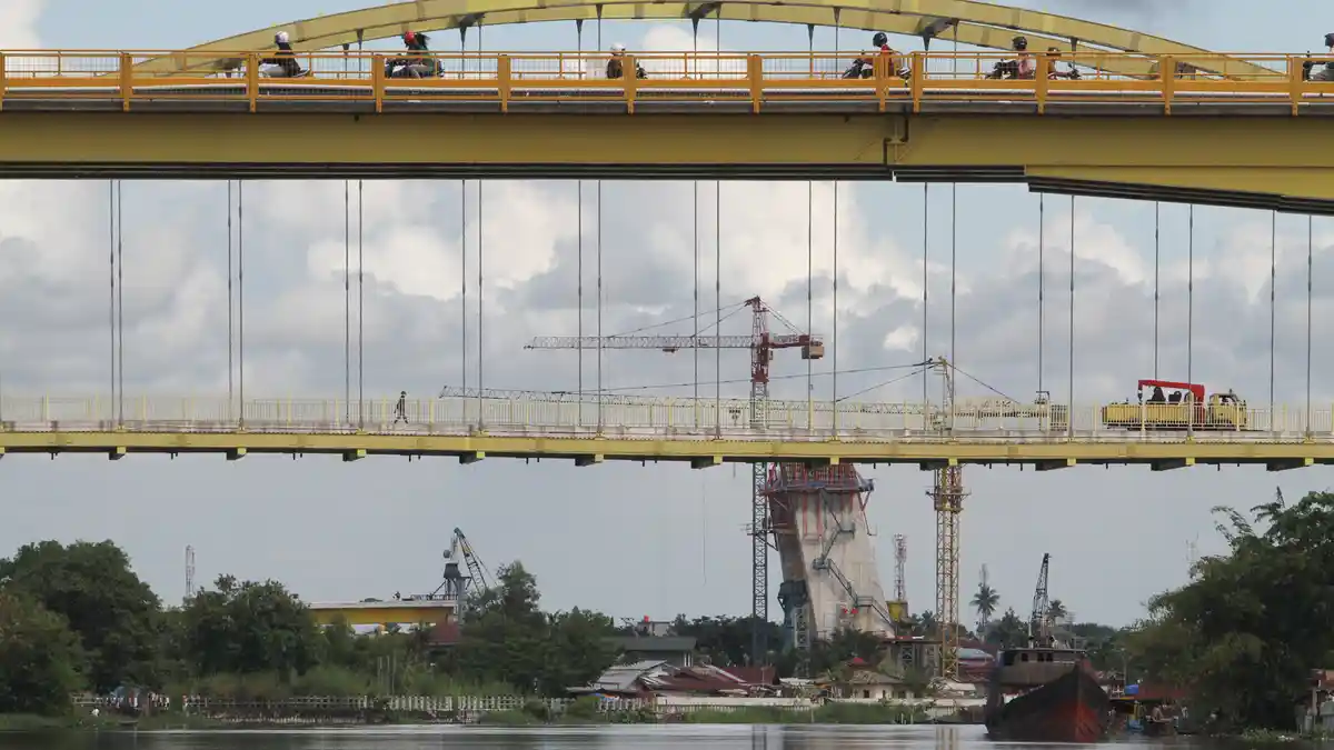 20131205 220726 Perbaikan Jembatan Siak Iii Pekanbaru 2