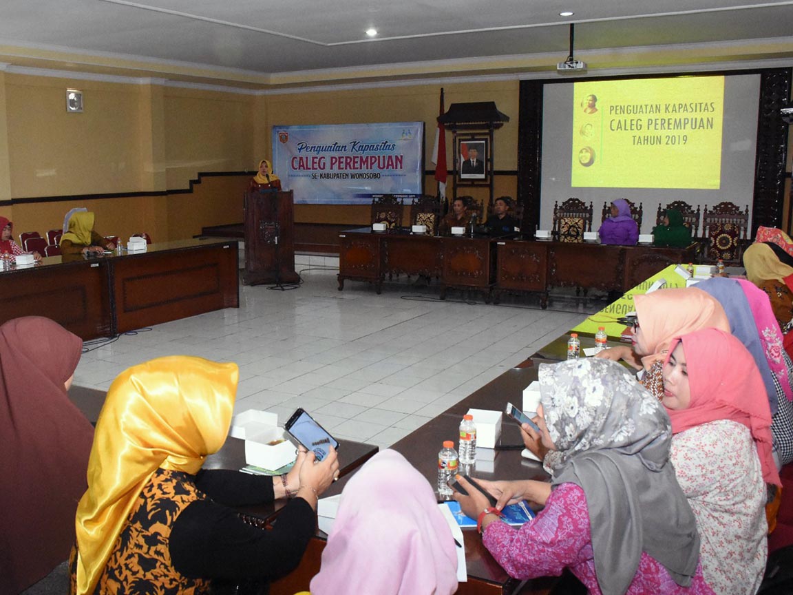 20190212031548 Dalam Rangka Partisipasi Perempuan Di Pemilu 2019 Caleg Perempuan Kuatkan Kapasitas Diri 1