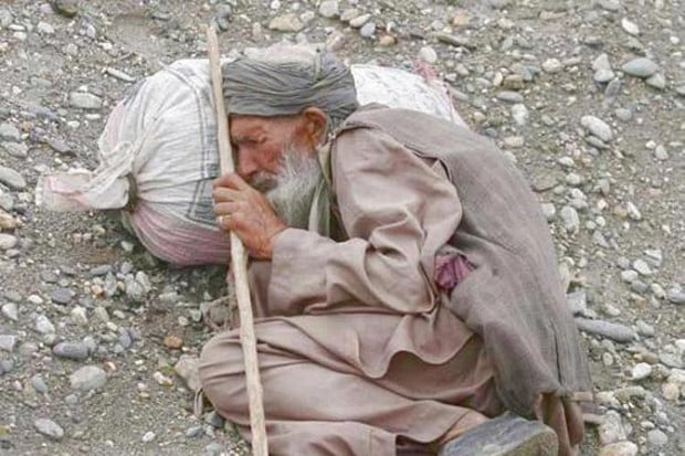 5 Kemuliaan Fakir Miskin Yang Tidak Dimiliki Orang Kaya Emc