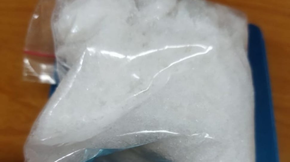 55638 Barang Bukti Narkotika Yang Disita Dari Dua Tersangka Pengedar Narkotika 1