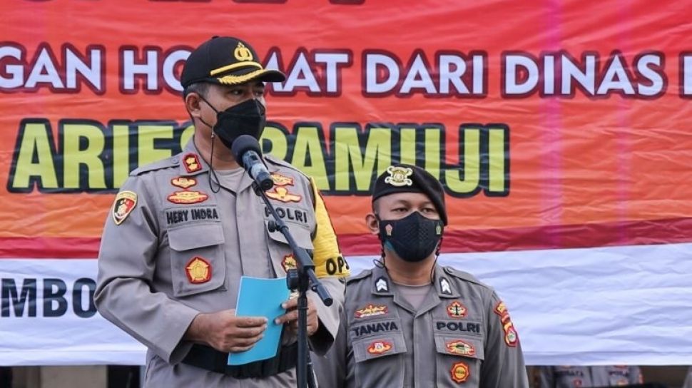 64800 Seorang Anggota Polres Lombok Tengah Dipecat Tidak Hormat