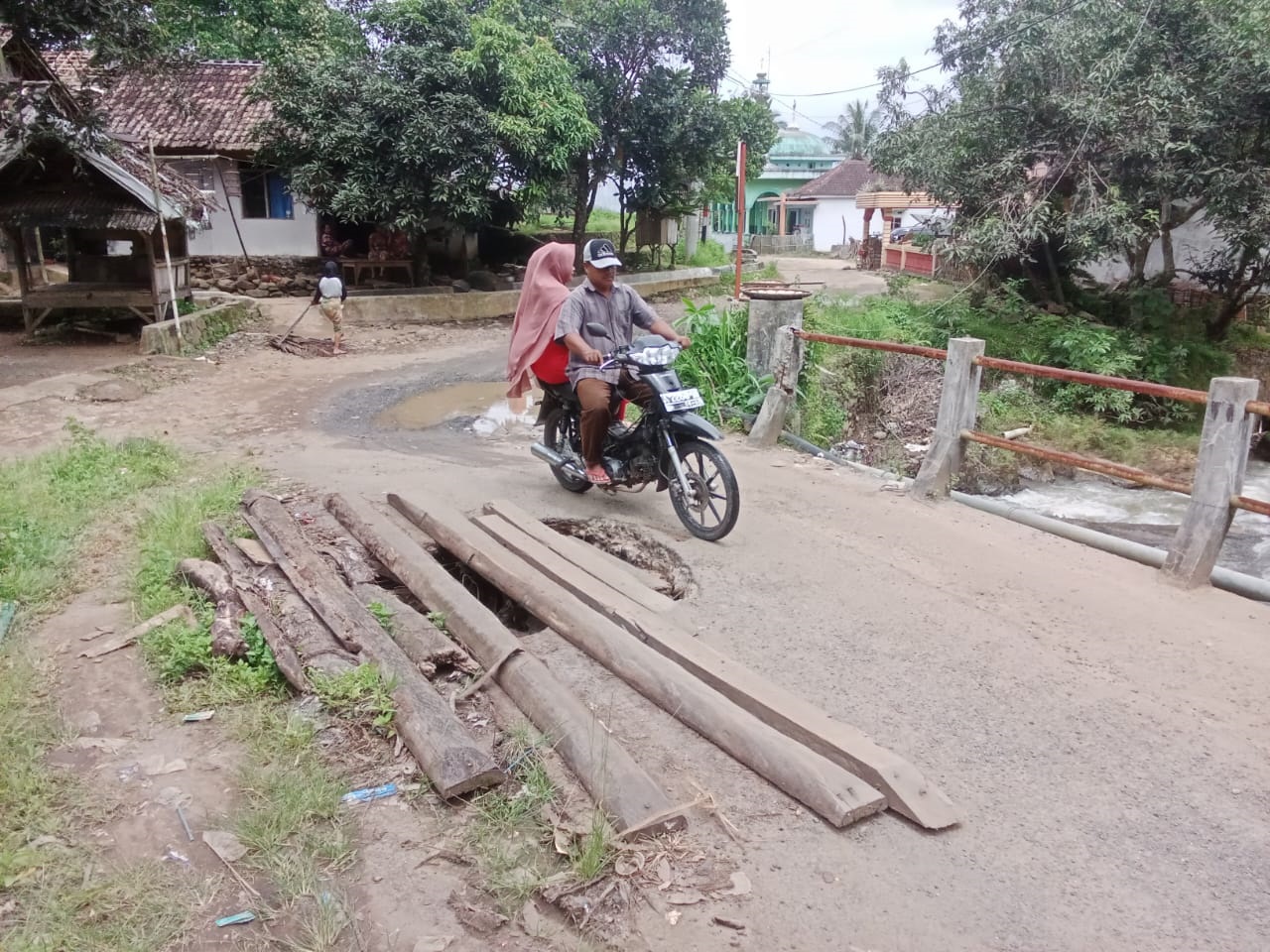 Ajof51egehtxqmxmkohtfc7x5punzfq2s8xqcqfi