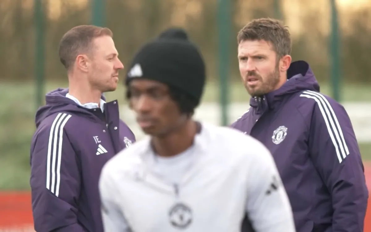 Di Balik Michael Carrick Inilah Wajah Baru Tim Pelatih Manchester United Jelang Derby Panas Converted 2