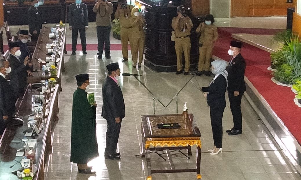 Dilantik Jadi Anggota Dprd Sumsel Solehan Langsung Sujud Syukur 2207216 Rev1