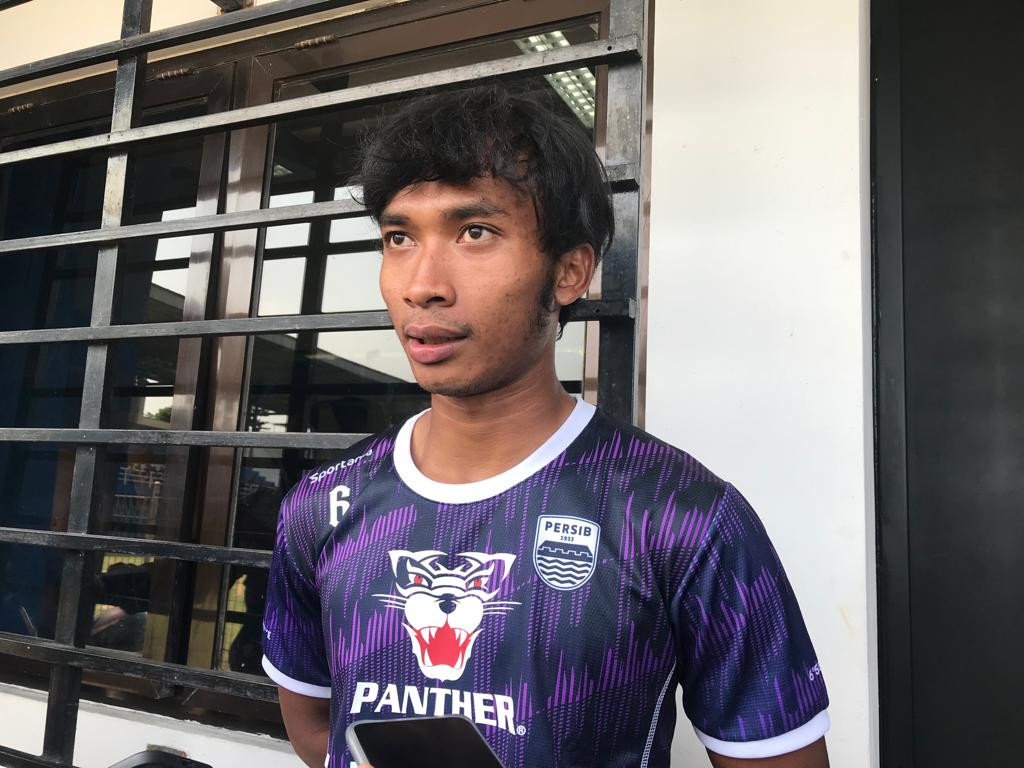 Gelandang Muda Persib Robi Darwis Foto Nur Fidhiah Shabrinaj Gr6l