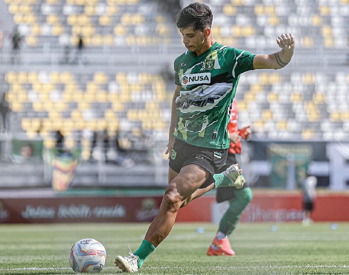 Hasil Babak Pertama Persebaya Surabaya Vs Persib Bandung Di Liga 1 2023 2024 Bruno Moreira Bawa Bajul Ijo Unggul 2 1 Jxmilsthvj 6