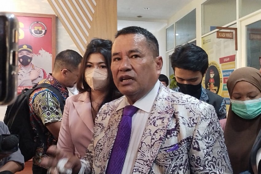 Hotman Paris Diamuk Istri Dan Anak Gegara Sempat Setuju Jadi Pengacara Ferdy Sambo Wor 1