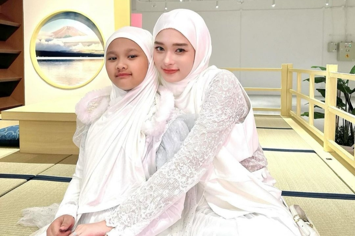 Inara Rusli Dan Starla Uw0k Large