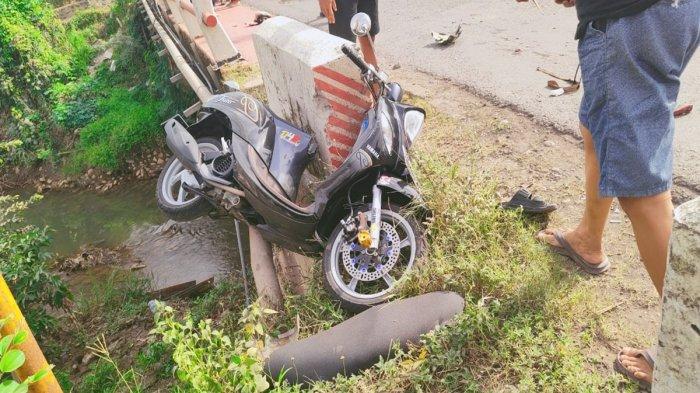 Jatuh Gegara Jalan Berlubang Pengendara Motor Di Muara Enim Tewas Terlindas Truk 2