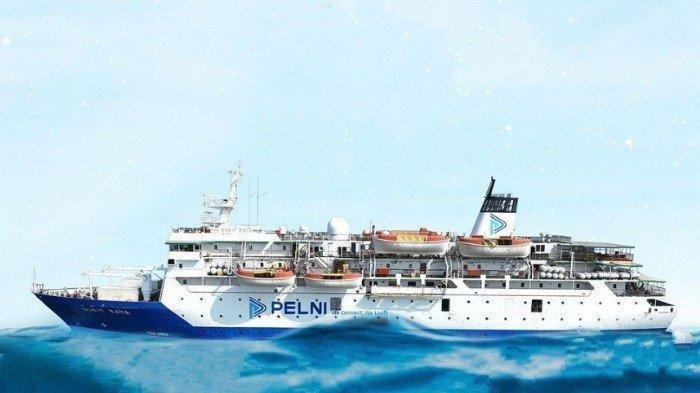 Kapal Pelni Berlayar Di Lautan 2