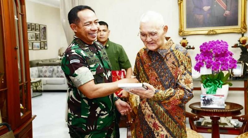 Panglima Tni Ke Atry Sutrisno 090 09