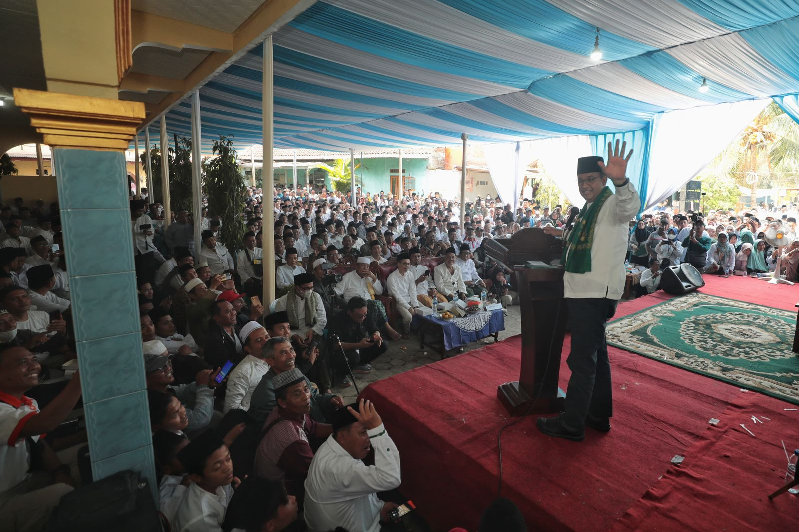 Pasangan Anies Baswedan Dan Muhaimin Iskandar Bersilaturahmi W57r 1