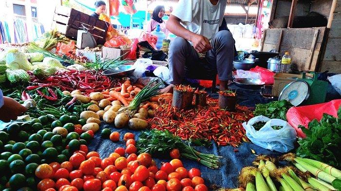 Pasar Kelurahan Tinobu Kecamatan Lasolo Konawe Utara 2