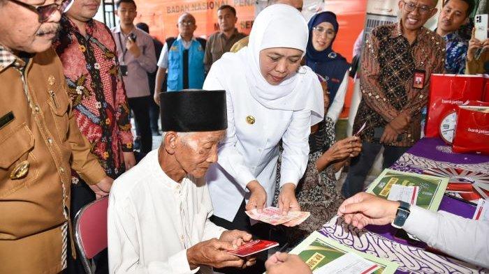 Pembagian Pkh Lansia Jatim 1