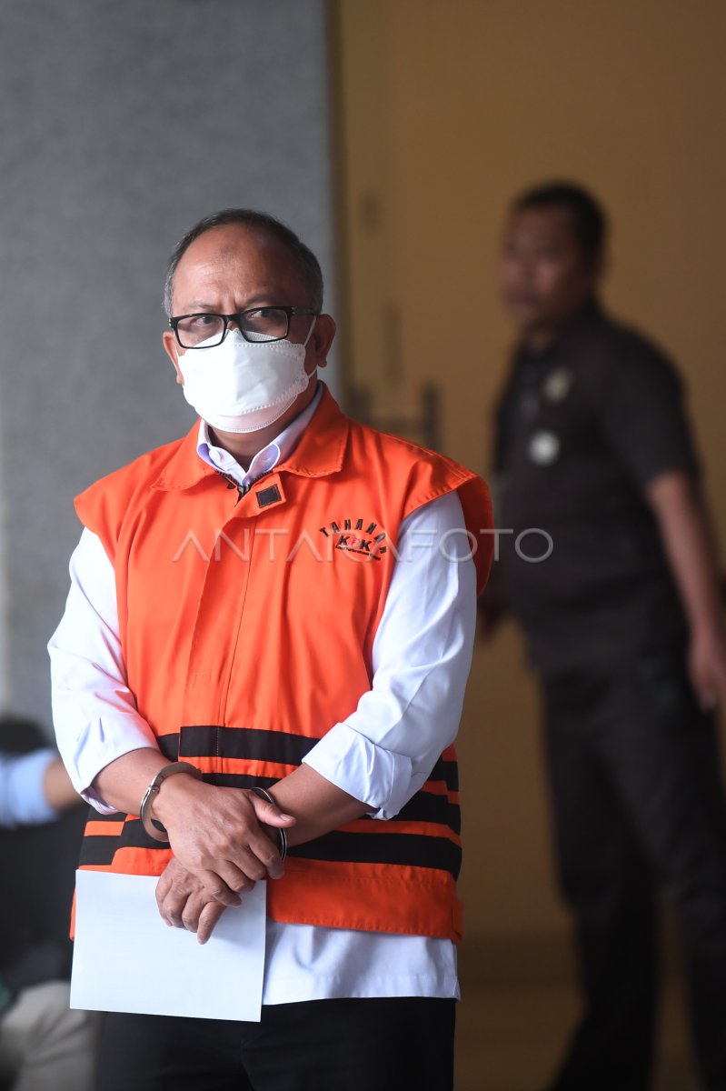 Pemeriksaan Mantan Sekjen Kementan 19ce9 Dom 1