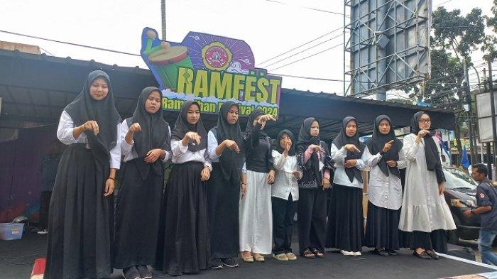 Penampilan Anak Disabilitas Cisarua 2