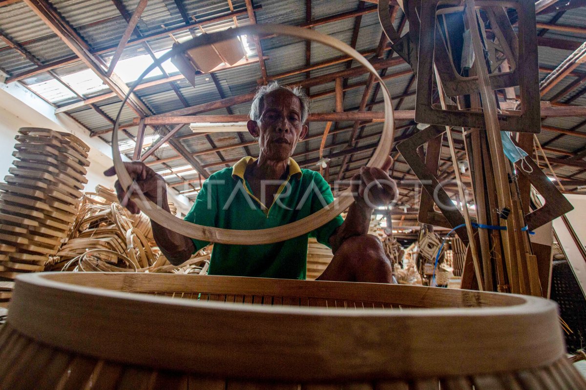 Penyaluran Kur Diy 1e42j Dom