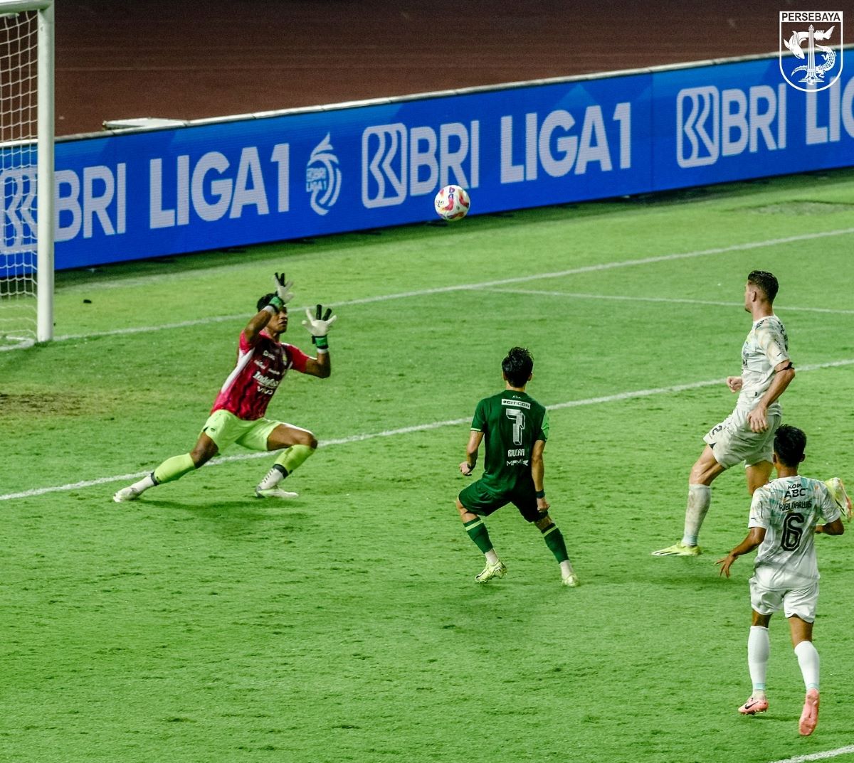 Penyebab Persib Bandung Kalah 1 4 Dari Persebaya Surabaya G7ay Large 1