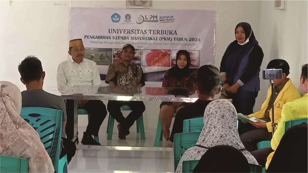 Pkm Ut Majene Latih Petani Cabai