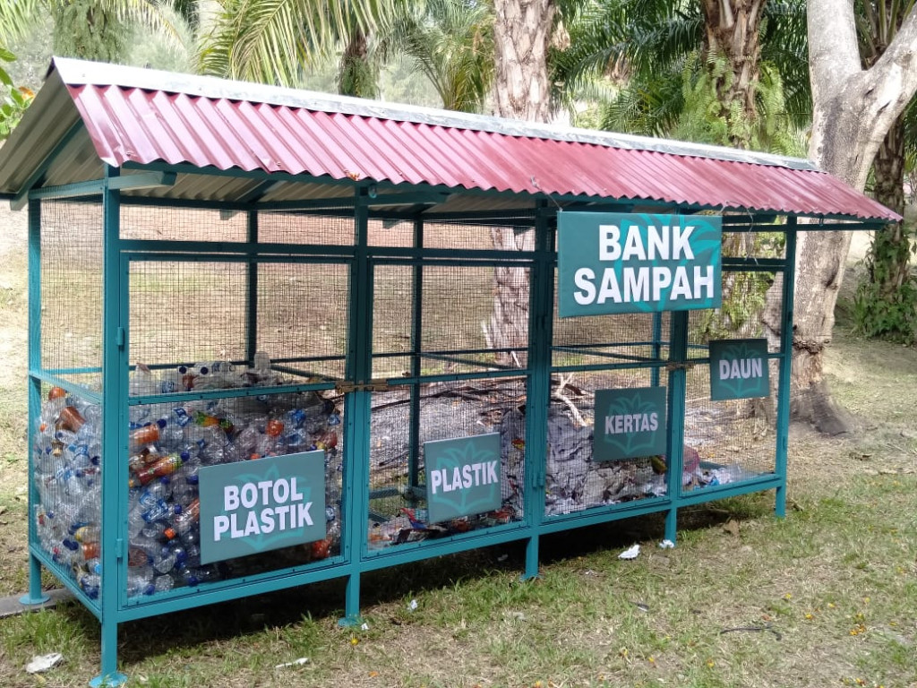 Pln Peduli Suluttenggo Bangun Bank Sampah Guna Perangi Sampah Plastik Xp3lo5hmdf 1