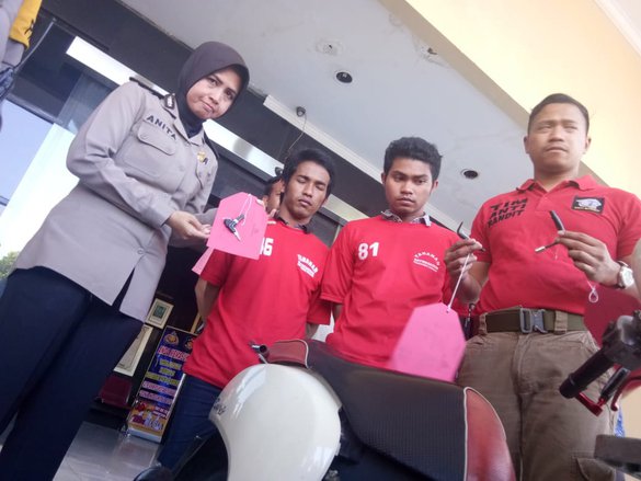 Residivis Curanmor Kembali Diamankan Dipolrestabes Surabaya 2.jpg.780x439 Q85 2