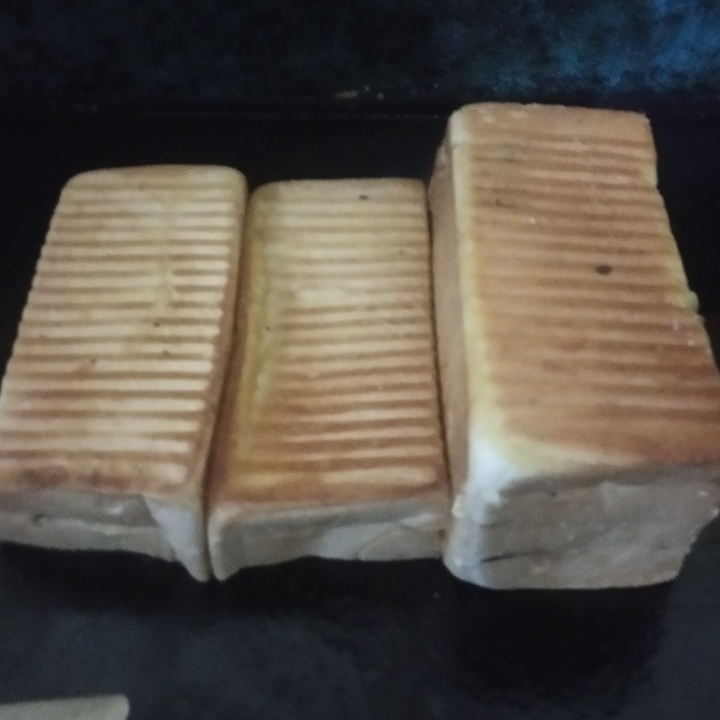 Roti Bakar Keju Keju 0 2755e611d1b3e502 1