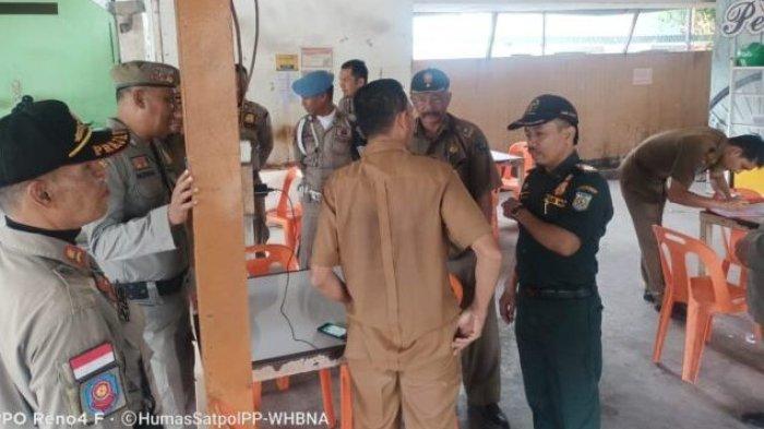 Satpol Pp Dan Wh Banda Aceh Menegur Salah Seorang Asn Yang Nongkrong Saat Jam Kerja 2