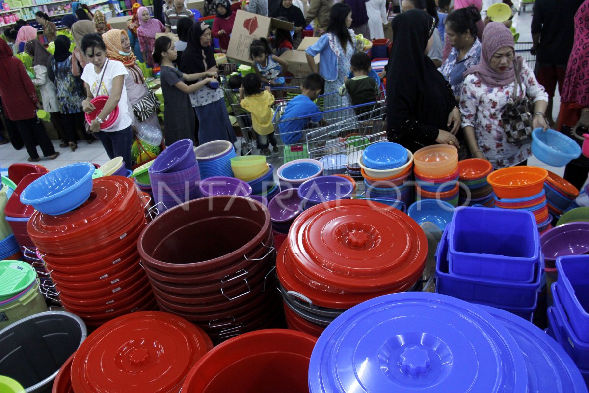 Tradisi Belanja 10 Muharram Bots Dom 1